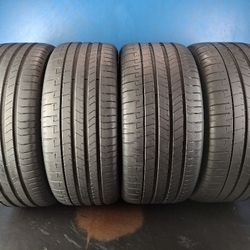 275 50 22 (2) - 315 35 22 (2) SET(4) (F6/2)  PIRELLI P ZERO RUN FLAT   95% TREAD 