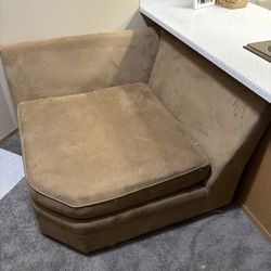 Couch Divider (Middle Section) 9.3/4’