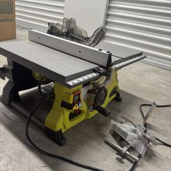 RYOBI Table Saw