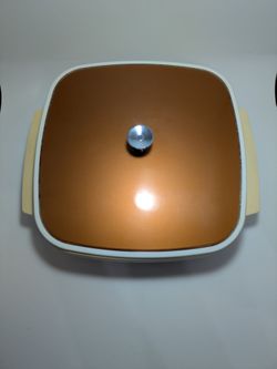 Vintage Mid Century Casserole Copper Finish Dish Pan. Plastic