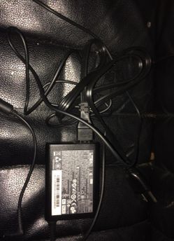 AC laptop charger adapter !