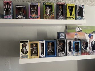 2022 Dodger Bobble Heads !!