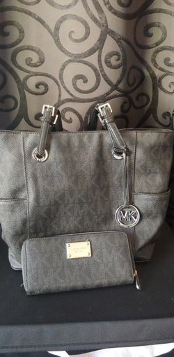 Michael Kors purse & Wallet