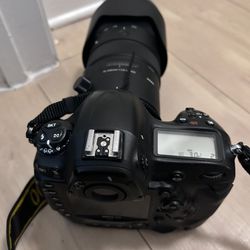 Nikon D4 With Lens