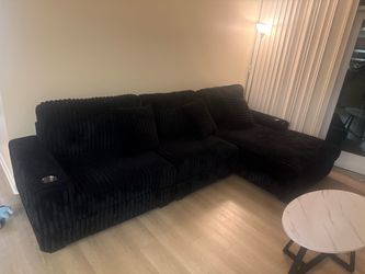 2 pc Sectional with Chaise, black
