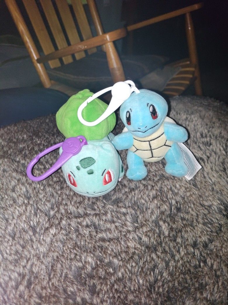 Bulba And Squirtle Keychain Plushies 