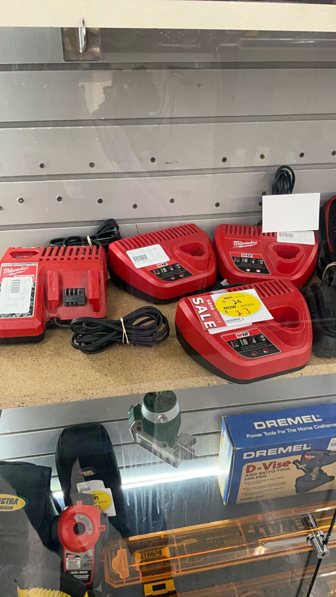 MILWAUKEE BATTERY CHARGERS