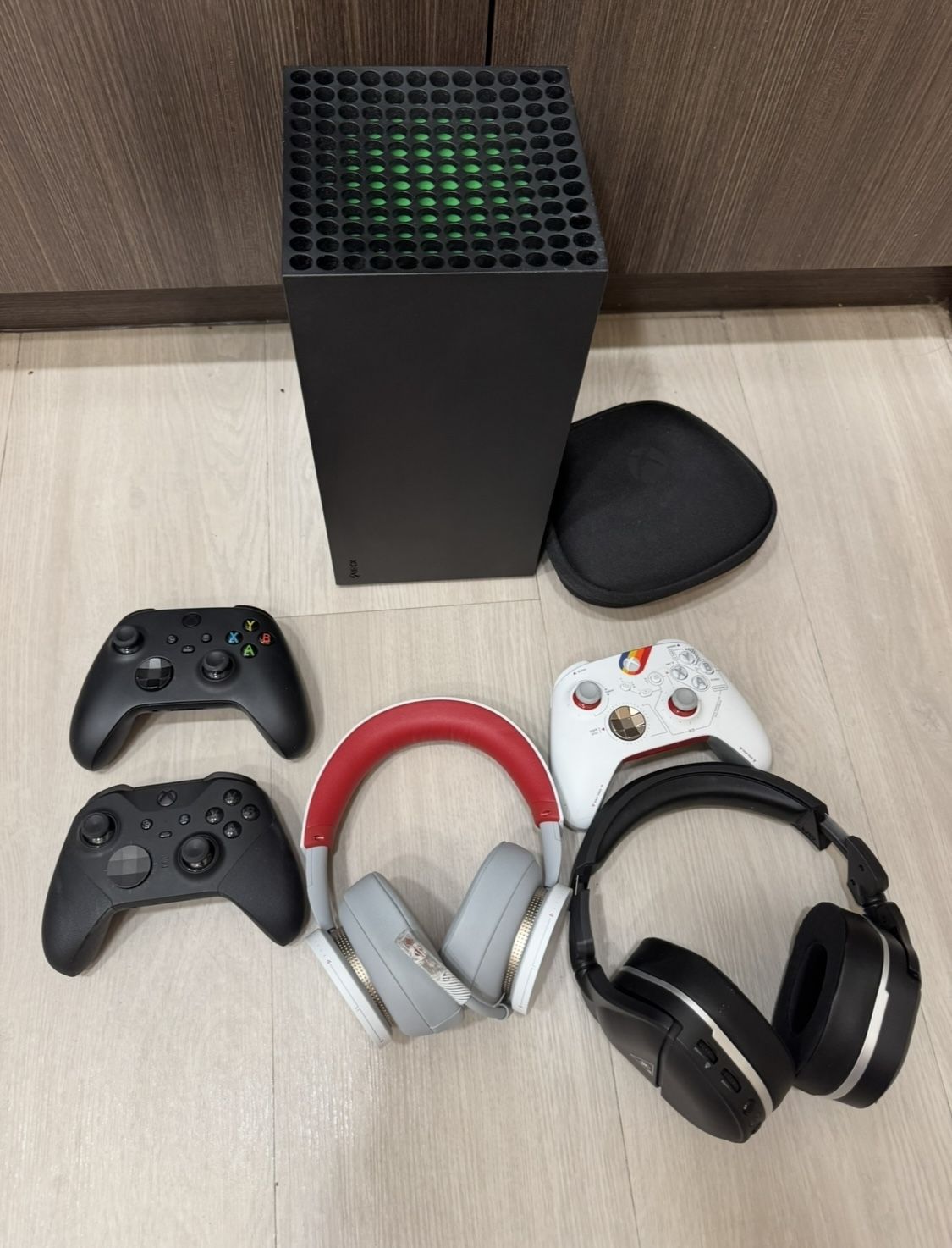 XBOX Series X Bundle