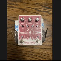 Earthquake devices Astral Destiny Delay/Reverb 