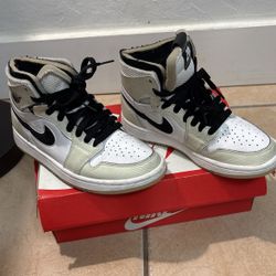 Zoom Air Jordan . Nike Size 5.5