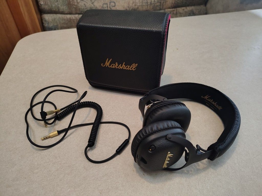 Marshall Noise Canceling Headphones 
