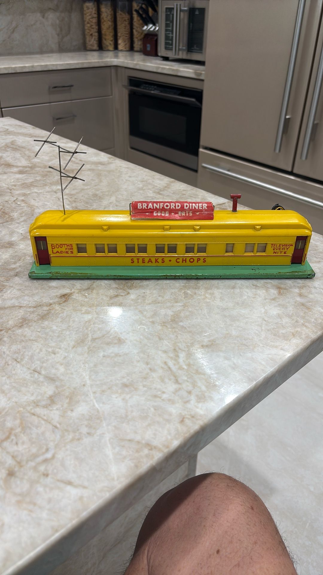 Vintage American Flyer Diner With Antenna