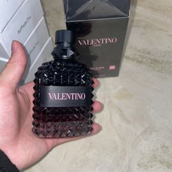 Valentino Born In Roma Intense 