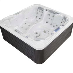 Great Jaccuzi for Sale in the Valley Pick up only