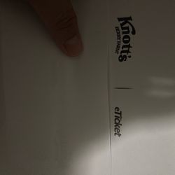 4 Ticket For Knotts Berry Farm