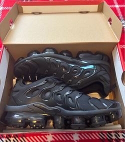 New Nike Air Vapor Max Size 9.5 Men