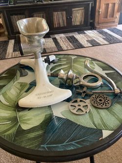Vintage Enterprise No-Clamp meat grinder