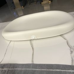 Hatch Changing Table / Scale 