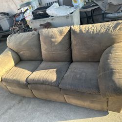 Free Reclining Couch