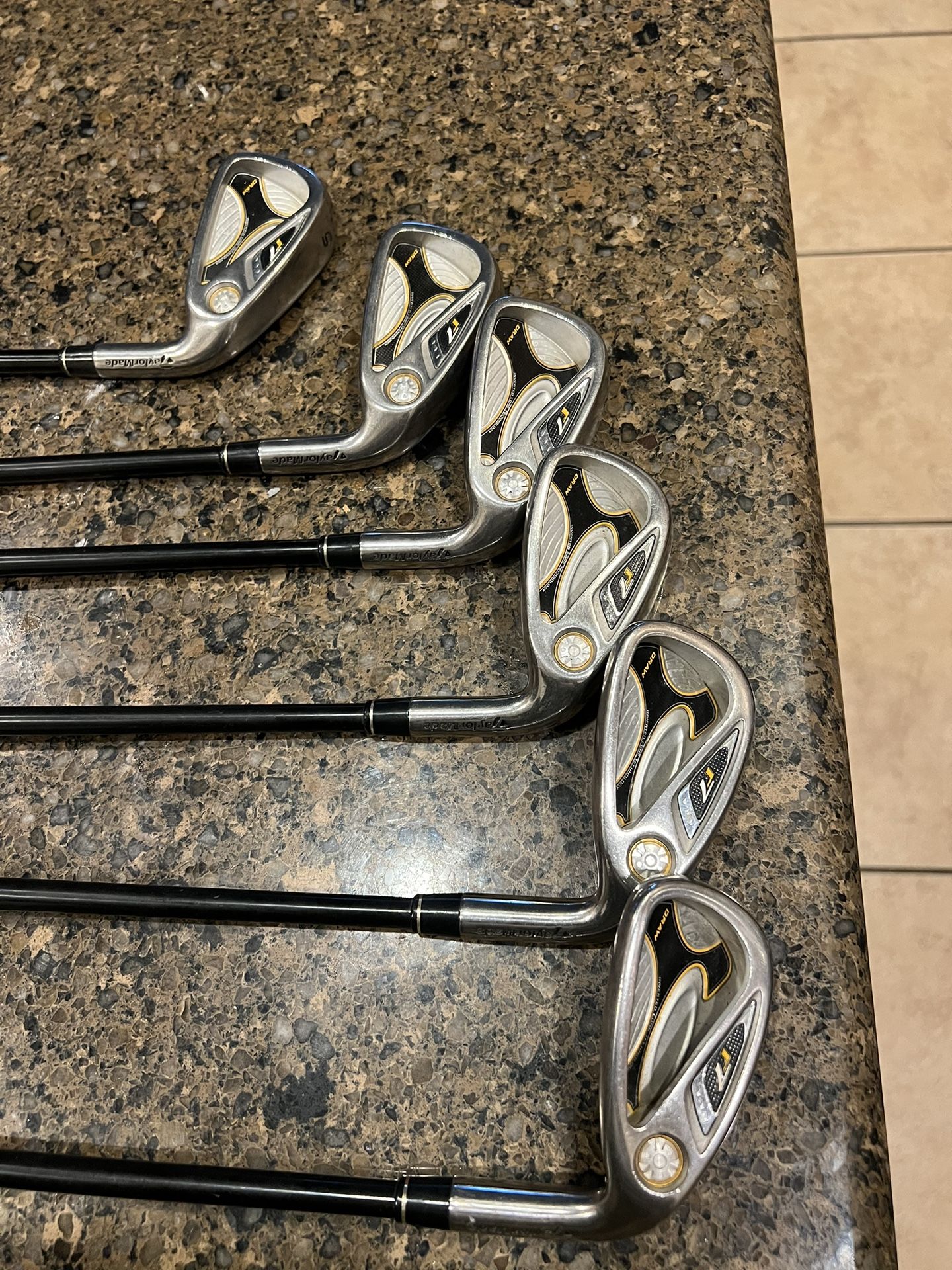 TaylorMade R7 CGB Max A AW Approach Wedge Graphite REAX Regular Flex RH