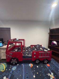 Rescuer Fire Truck Twin Bed