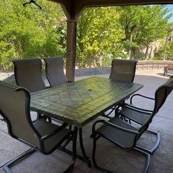 Outdoor Dining Set (Can Be Bought Separately)