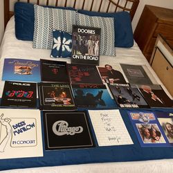16 Live Concert ProgramsSinatra, Pink Floyd, The Who,etc….