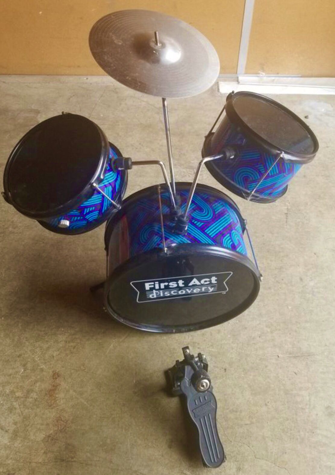 kid drums set