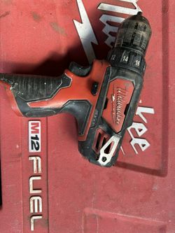 Milwaukee M12 Drill