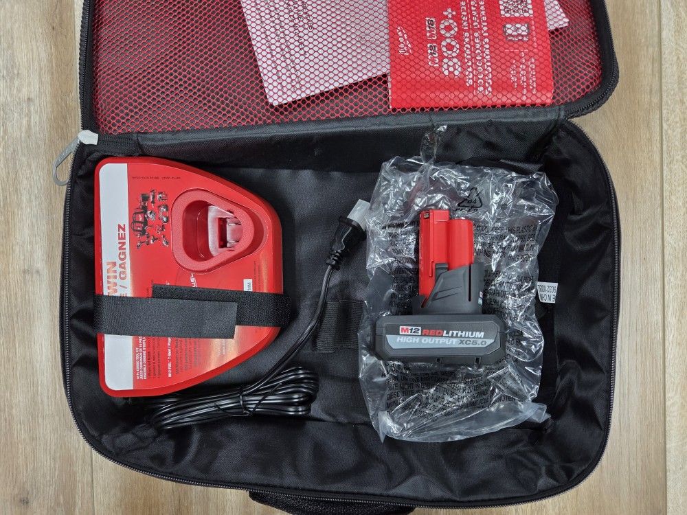 NEW Genuine Milwaukee M12 XC 5.0 HO Starter Kit With Bag
