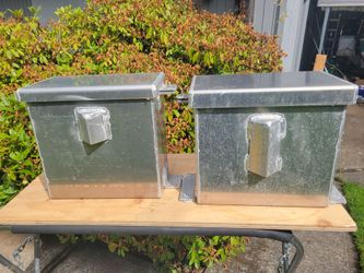 Aluminum  battery  boxes