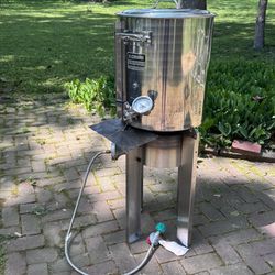 Blichmann Boilermaker kettle (15 gallon) and TopTier floor burner with leg extensions, used, equipment for home brewing beer