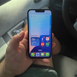 iPhone 13 128 GB 