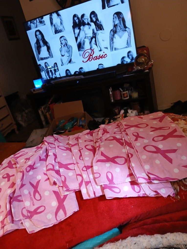 6 Awareness Scarfs 10.00