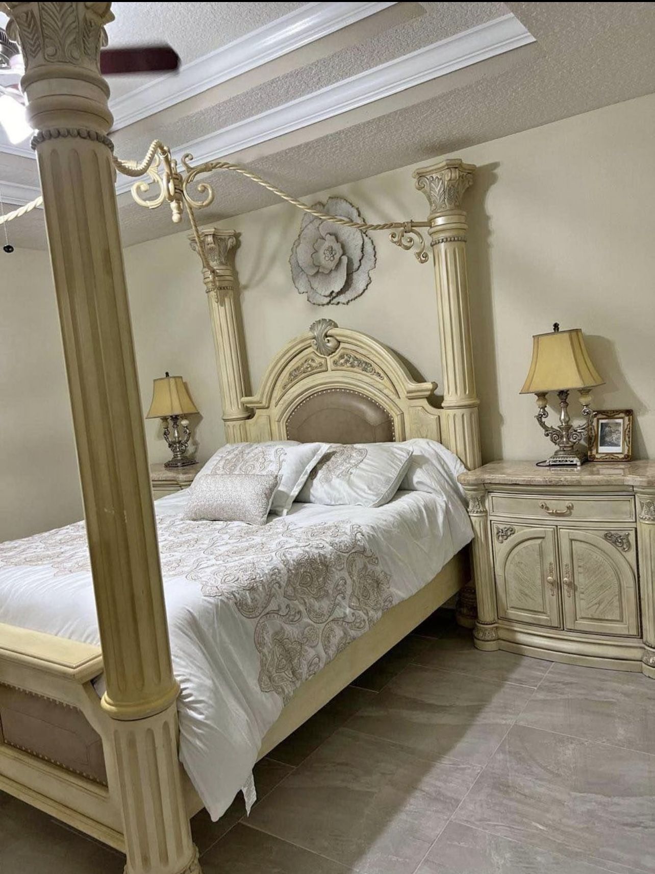 Michael Amini Bedroom Set Montecarlo Snow Collection