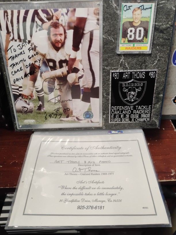 Vintage Art Thome Rookie Card Plaque And AUTHENTICATED Signed NFL PHOTO FILE OF THE NFL