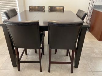 Table & Stools