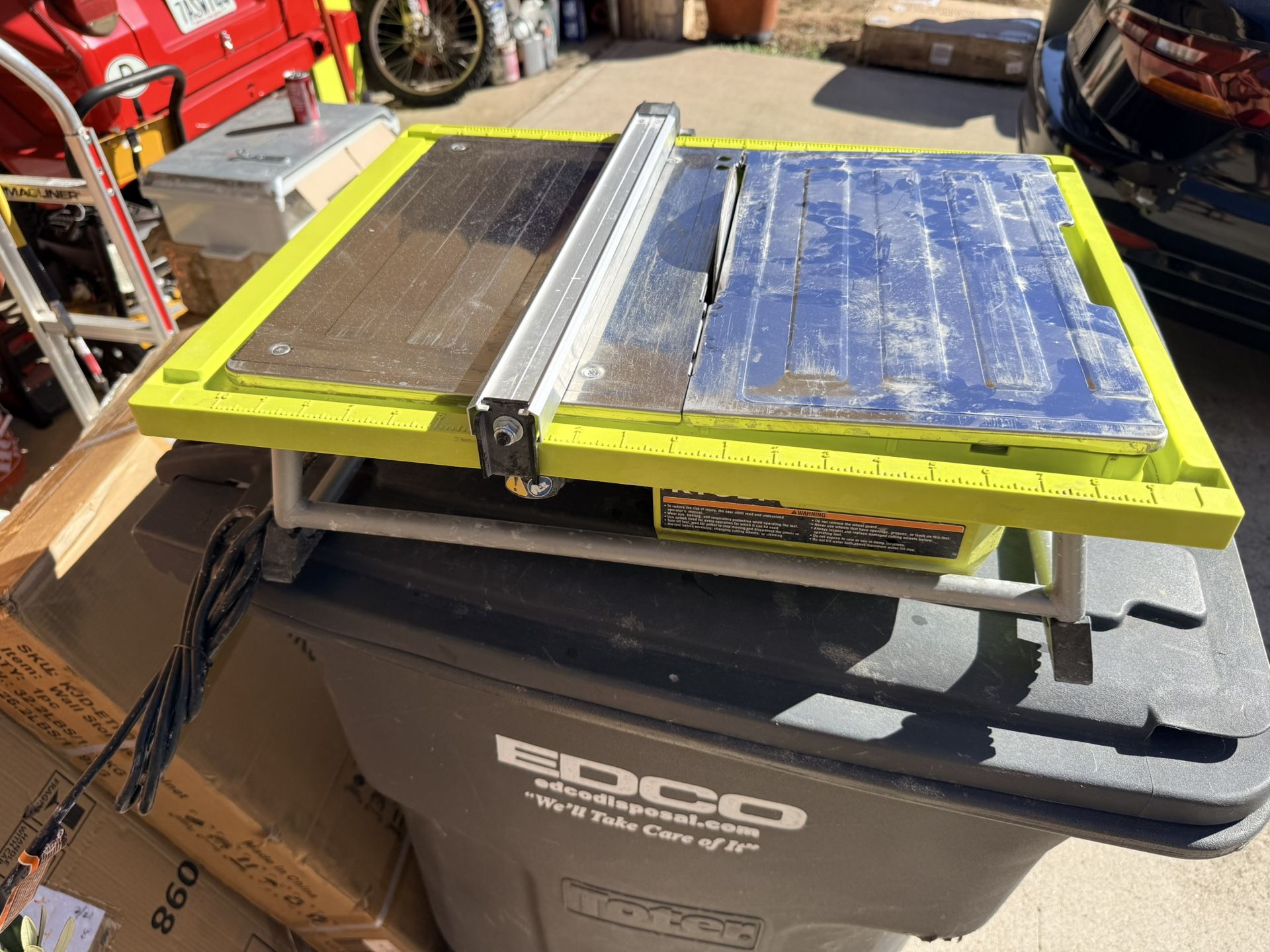 RYOBI TILE Saw
