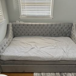 Day Bed For Sale $250 OBO