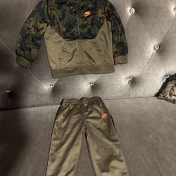 Nike Jogger Set