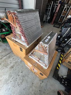 AC replacement coils brand new exact ton not sure 3-4 ton. Measurements in photos