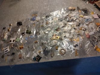 All kinds of jewelry mixture new and old all in bags 168
