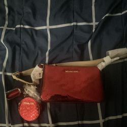 MIchael Kors - Jet Set Travel Brand New