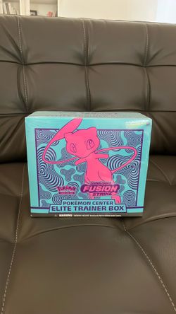 Fusion Strike Etb pokemon center (tear)