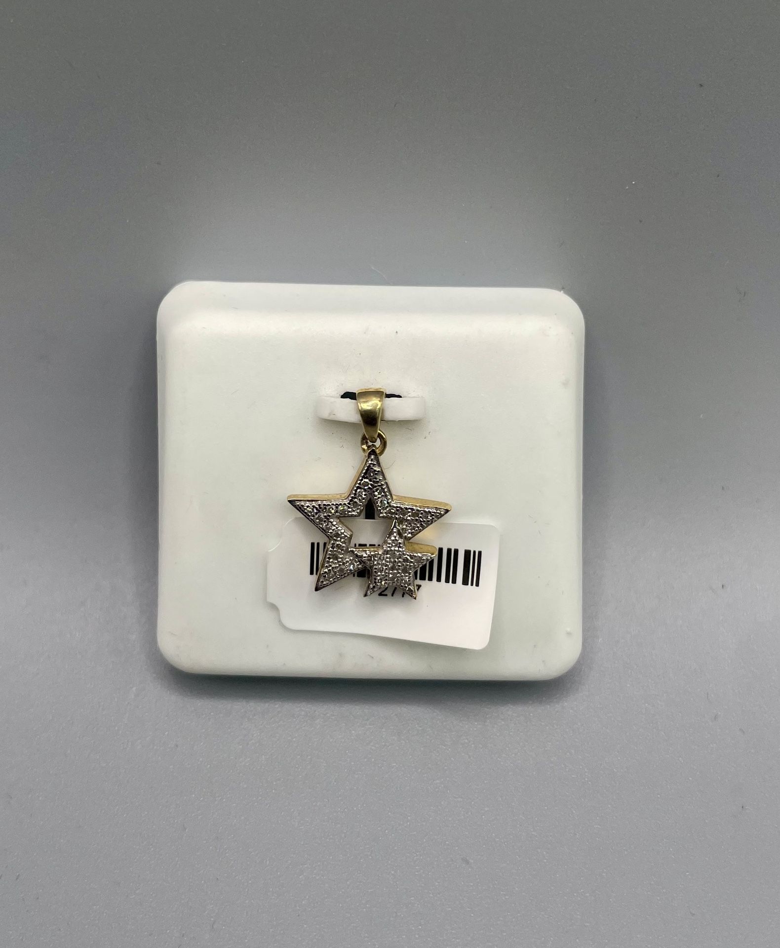 10kt Gold Diamond 0.15ctw Charm