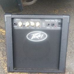 Peavey Max 126 Bass Guitar Amp