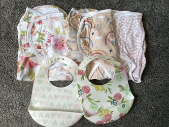 Baby Girl NEW Swaddles And Silicone Bib Set Flowers Rainbows Polka Dots