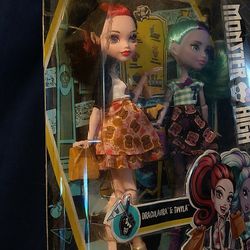 Monster High G2 Draculuara & Twyla School Spirit PB&J 2 Pack Dolls