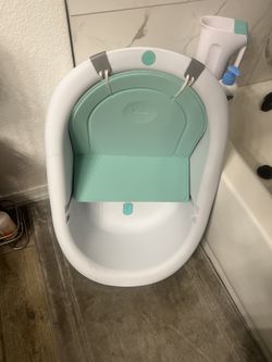 Grow With Me Bath Tub 