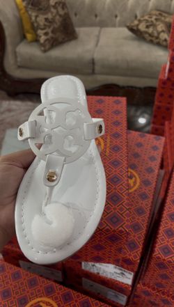 TORY BURCH